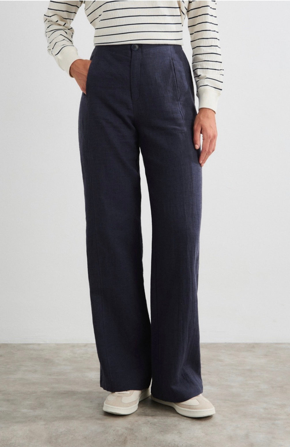 Lightweight Trousers from Mus and Bombon
