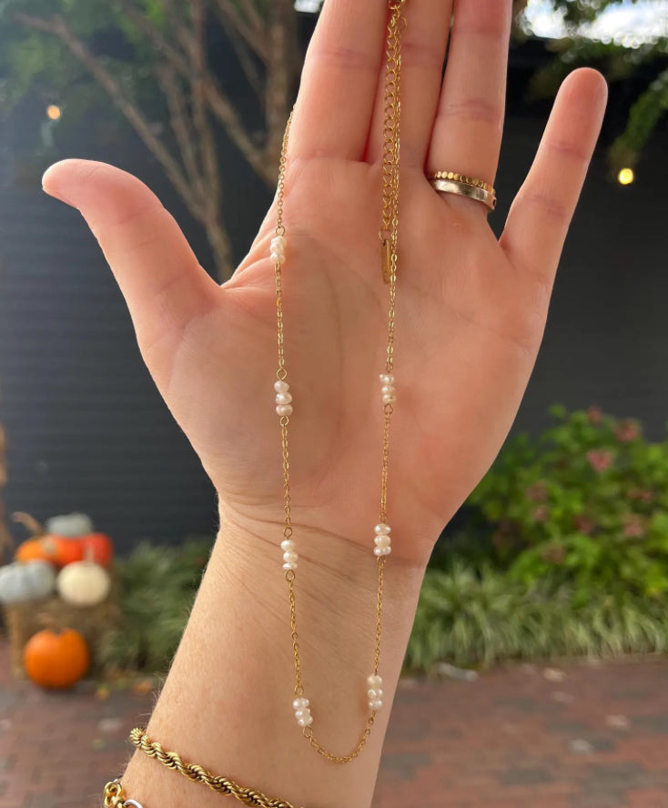 Freshwater Pearls Satellite necklace