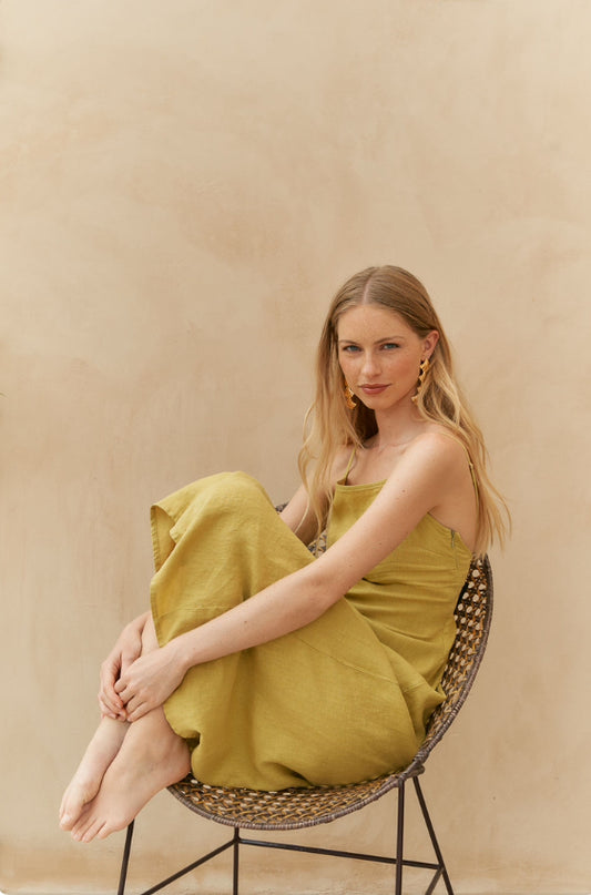 Long lines linen dress